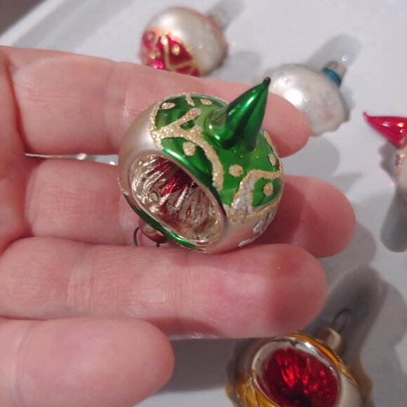 vintage antique Tiny glass Christmas ornaments with indent with original box - Picture 2 of 8